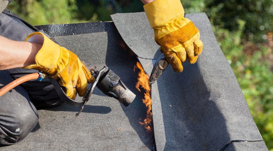 Professional gutter cleaning in Kopperl, TX